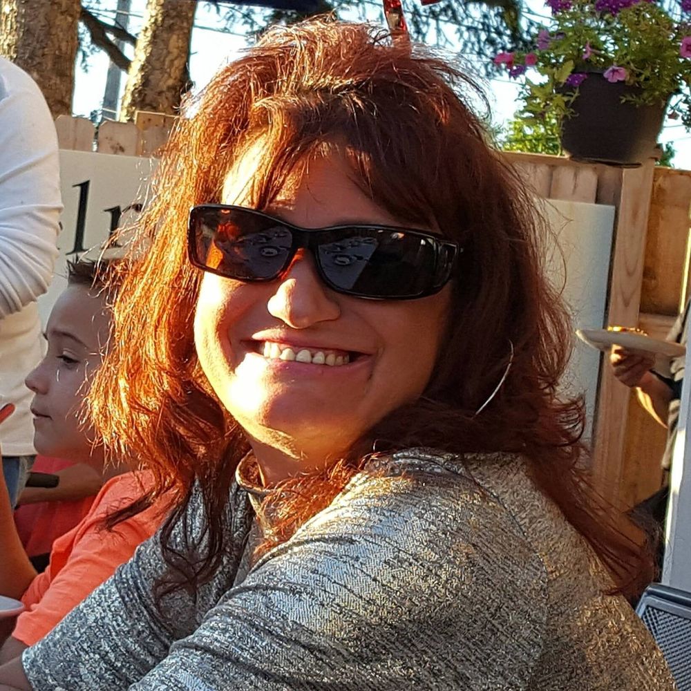 Meet your Posher, Evie